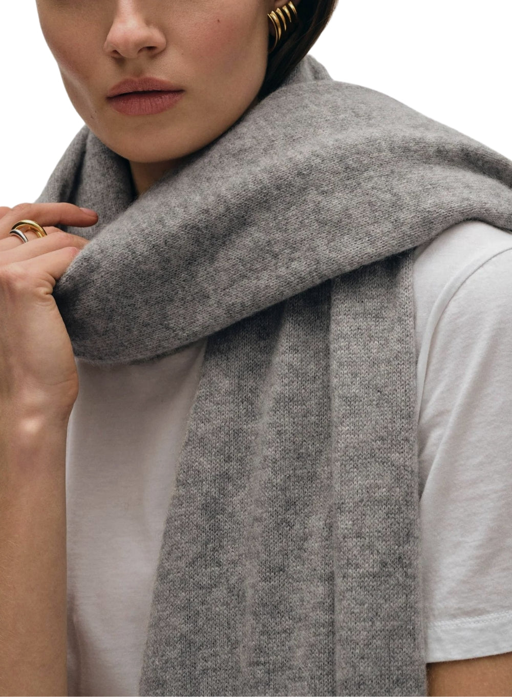 WHITE + WARREN | Cashmere Travel Wrap