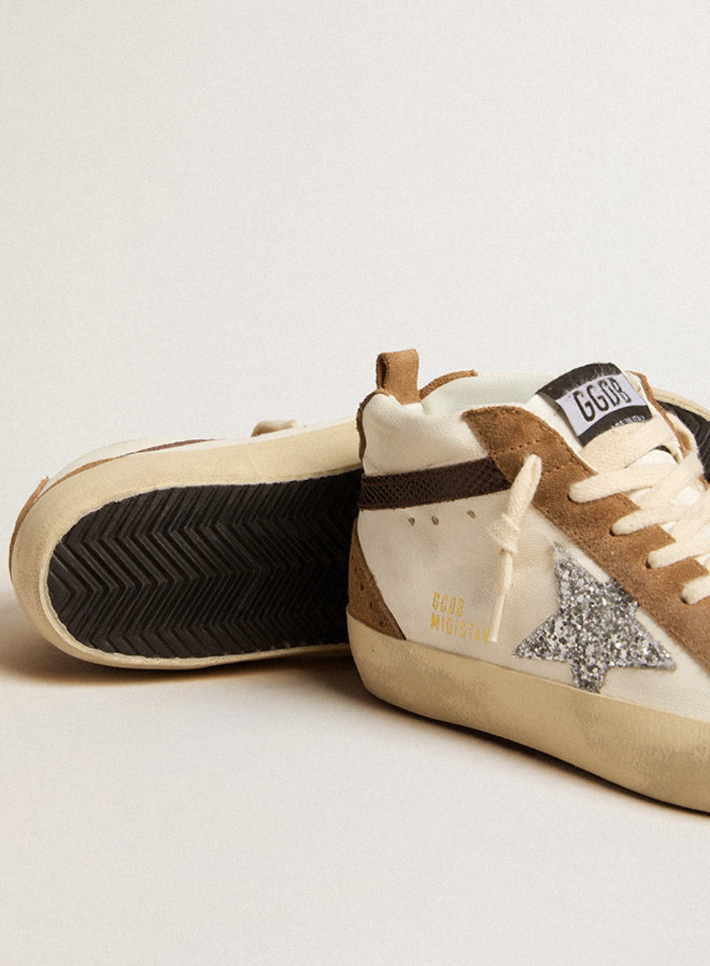 GOLDEN GOOSE | Mid-Star Leather Sneaker With Glitter Star