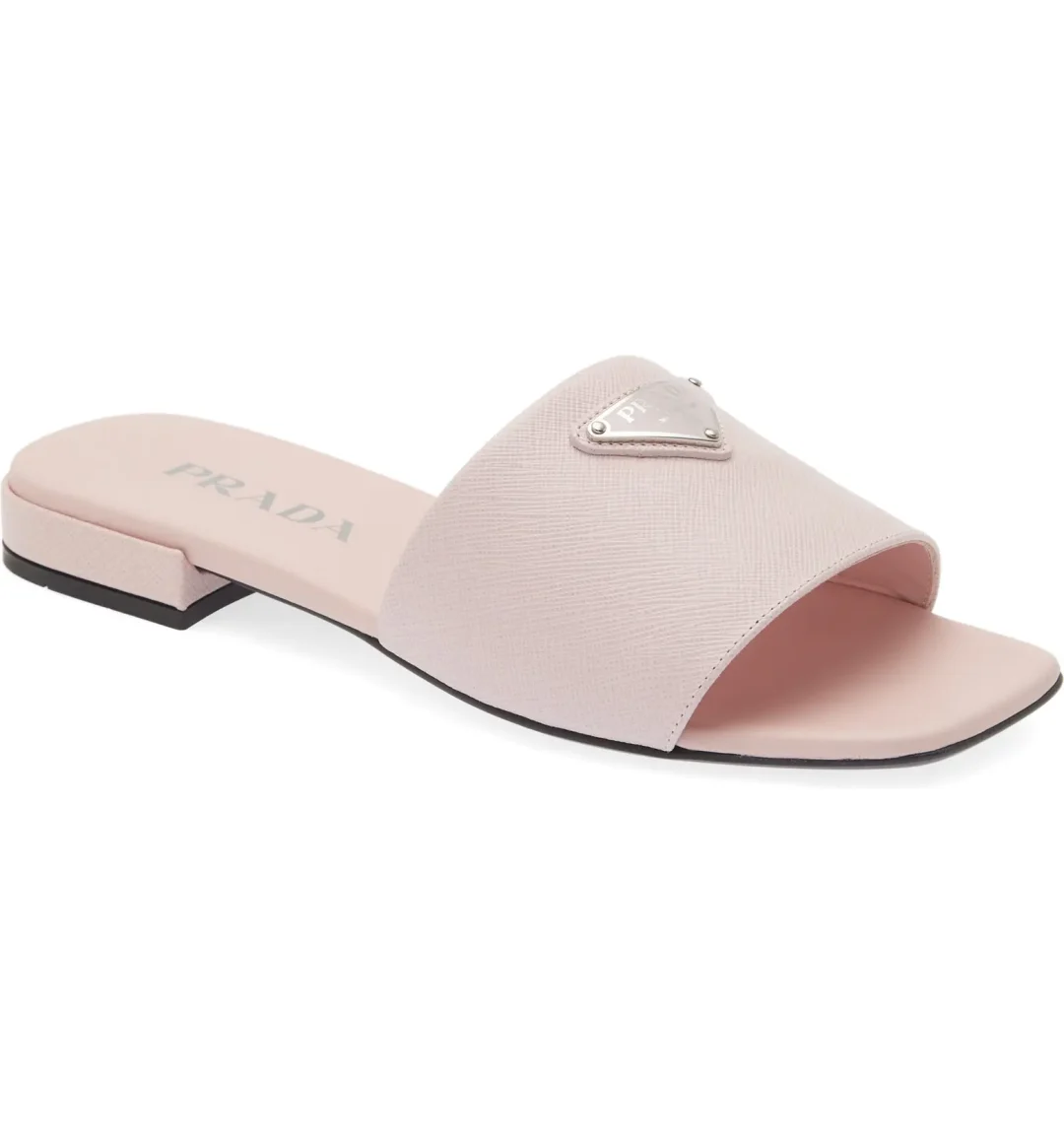 Light pink Prada logo slide